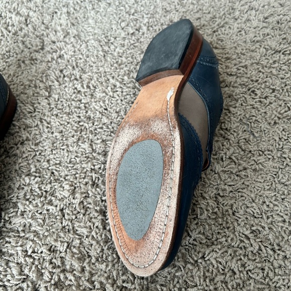 Handmade CALZADO
ARTIGIANO Men's Two-Tone Leather Oxford Shoes - Picture 6 of 14